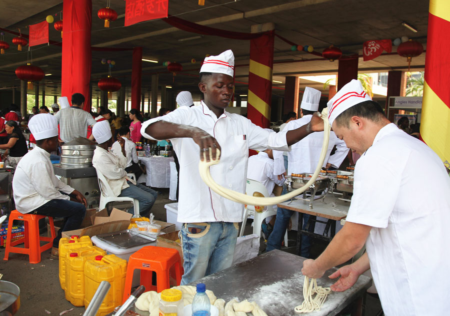 Temple fair held in Zambia to mark upcoming Chinese Spring Festival
