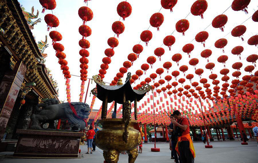 Lantern Festival held in Bangkok to celebrate Chinese Lunar New Year