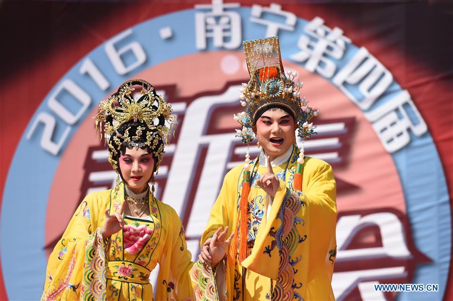 Temple fair held across China