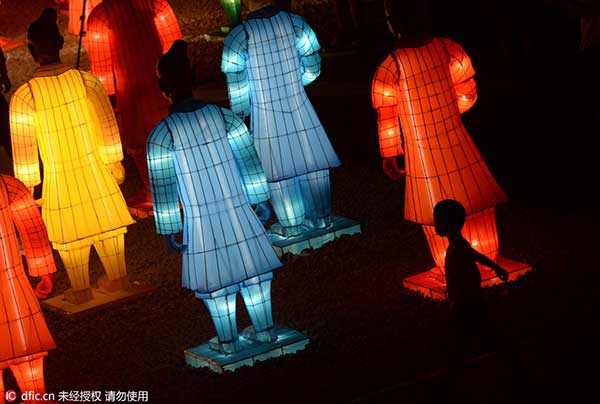 Lantern show raises awareness of China through art in Colombia
