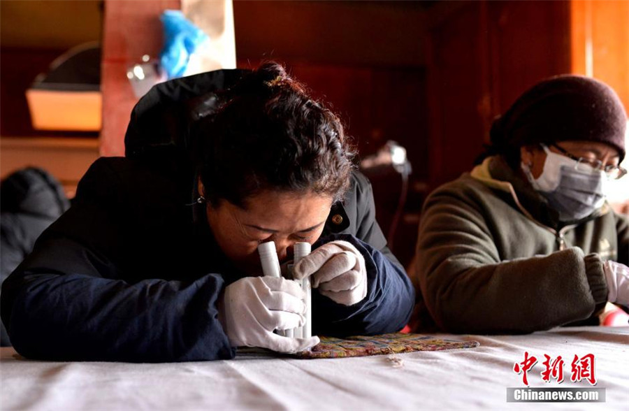 Tibet to complete registering 200,000 cultural relics