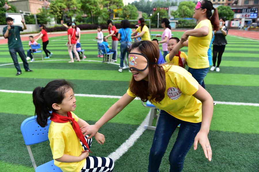 Activities held in China's Hefei for coming Mother's Day