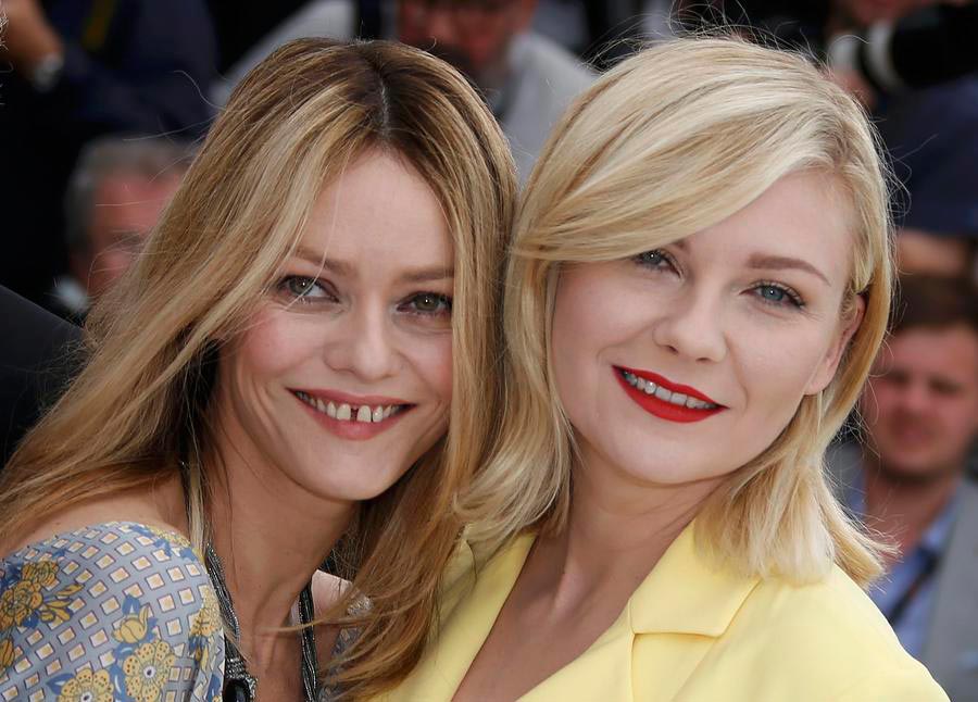 Jury members pose in Cannes