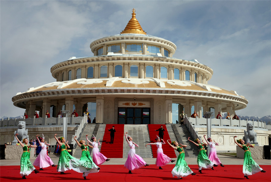 Epic Tacheng stages ethnic show