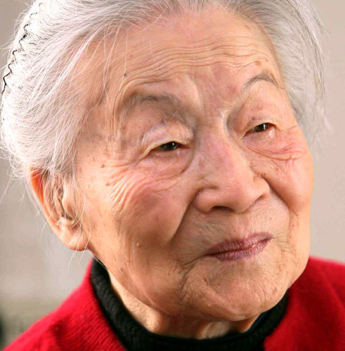 Renowned writer Yang Jiang dies at age 104