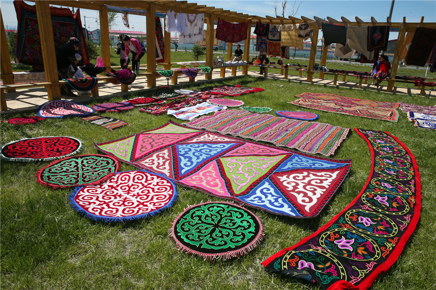 Kazak culture in full bloom in Emin of Xinjiang