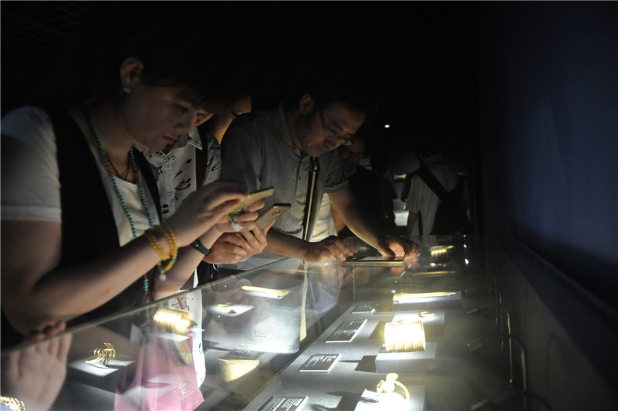 Romanian treasures showcased in Chengdu