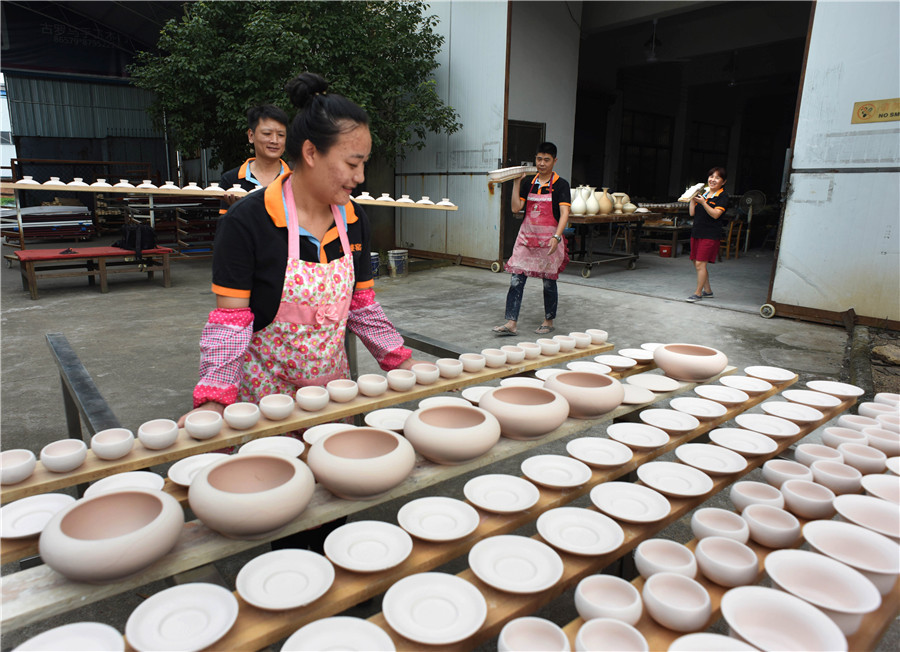 Ancient kiln starts producing at large quantity