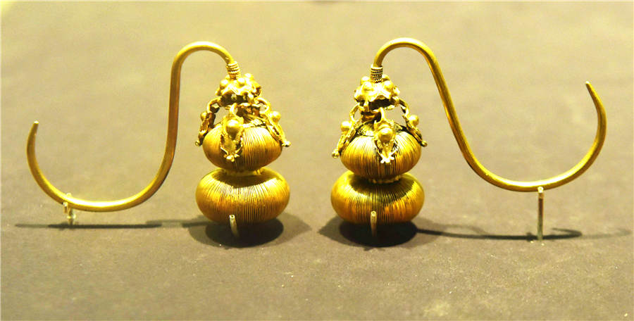 Ming Dynasty jewelry treasures showcase court art