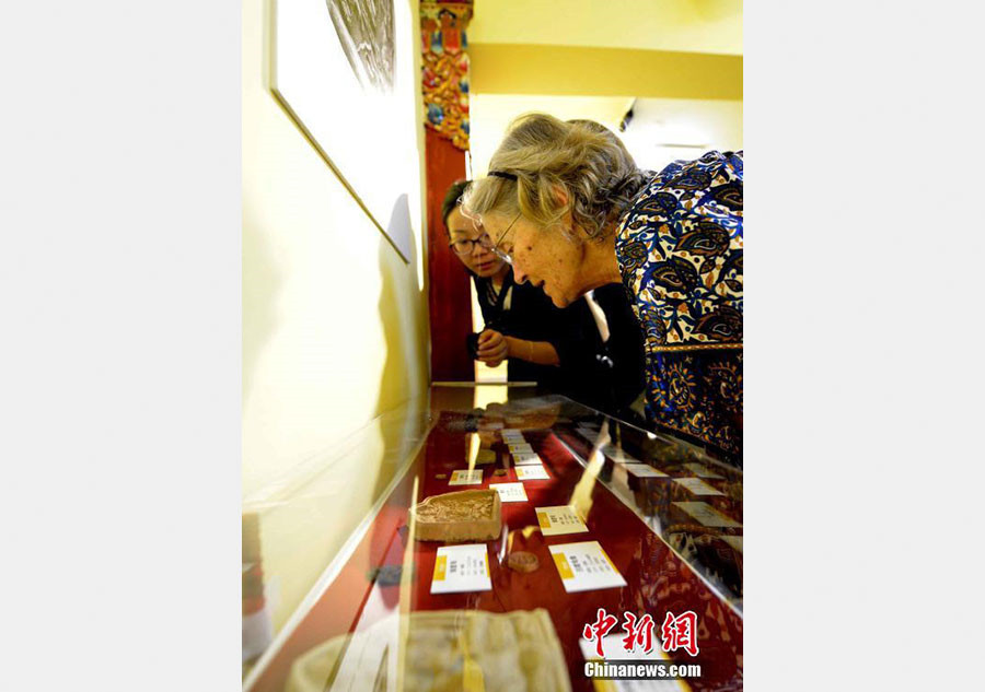 Tibetan 'tsha-tsha' art exhibition held in Lhasa