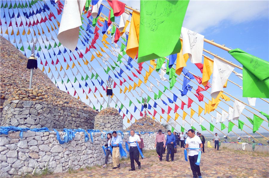 Aobao worship ceremony held in Ordos, Inner Mongolia