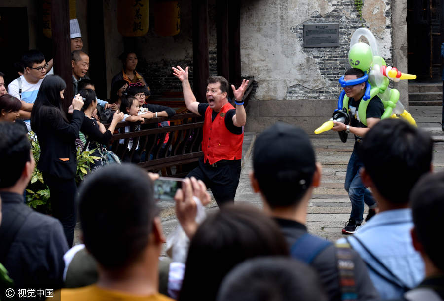 Wuzhen Theatre Festival kicks off in Zhejiang