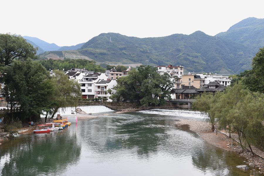 SE China's Xipu village well preserves historical buildings