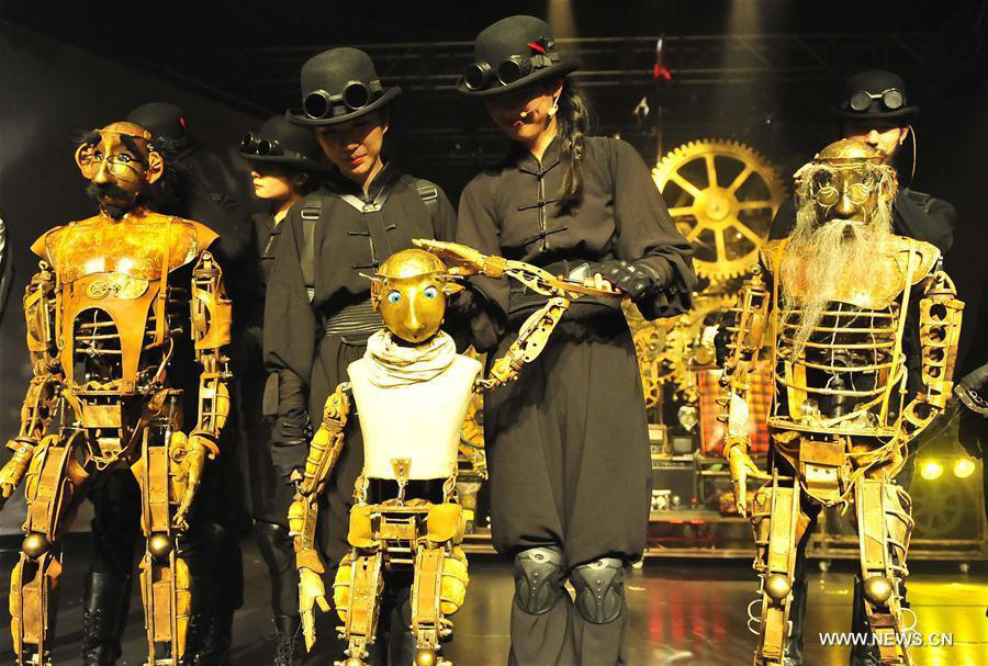 Puppet show 'Papa's Time Machine' staged in Wuzhen