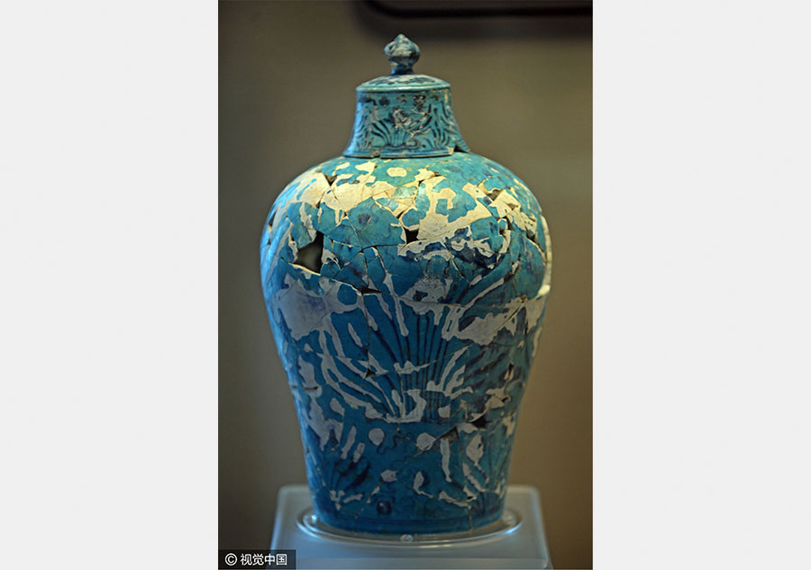 Imperial porcelain from Ming and Qing dynasties displayed in Beijing