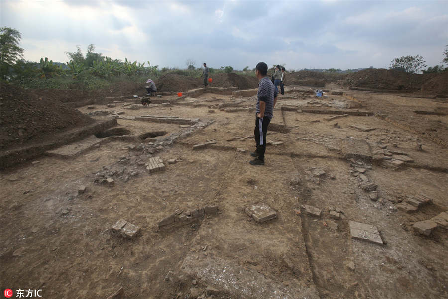 Rescue excavation underway for Nanning's Zhenjiang Building ruins