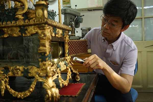 Master craftsmanship in the Forbidden City