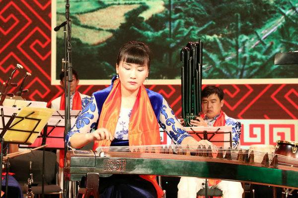 Musical performance rings in Chinese New Year in Kazakhstan