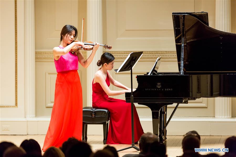 Chinese violinist Wang Jiazhi debuts at Carnegie Hall in New York