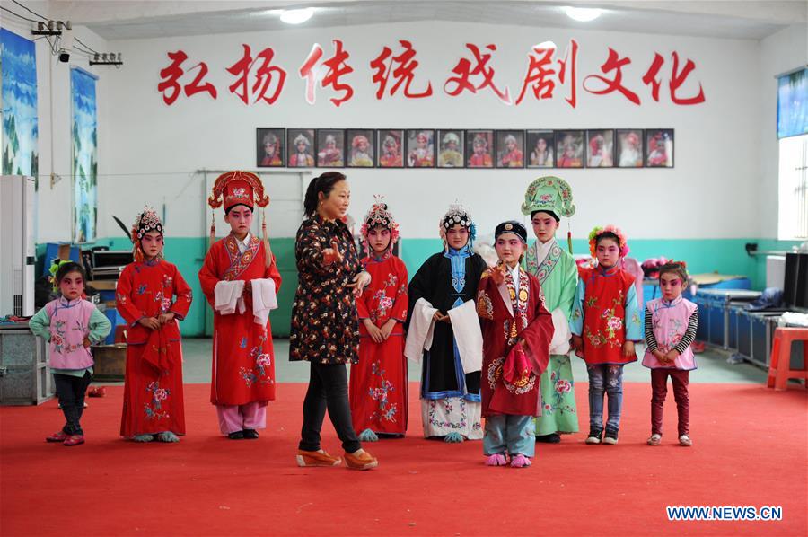 Intangible cultural heritage: local Chinese opera 'Ha Ha Qiang' in Hebei