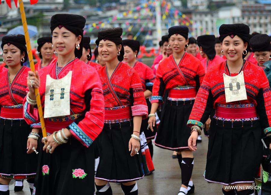 People of various ethnic groups celebrate Longji Terraces Cultural Festival in Guangxi