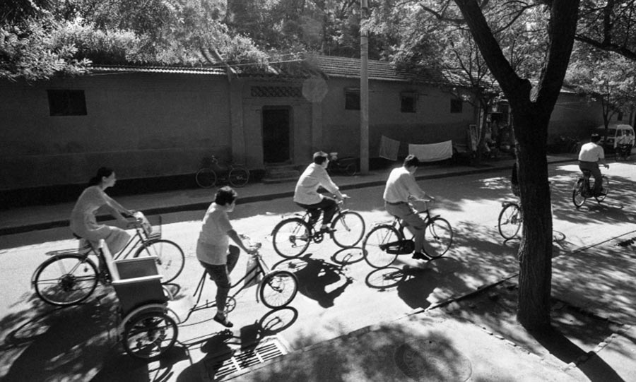 Photo exhibition traces history of hutong