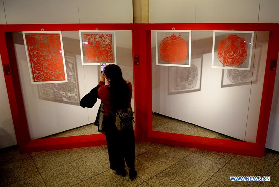 Traditional Chinese papercutting exhibition held in Beijing