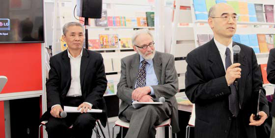 China's publishers flock to London bookfest