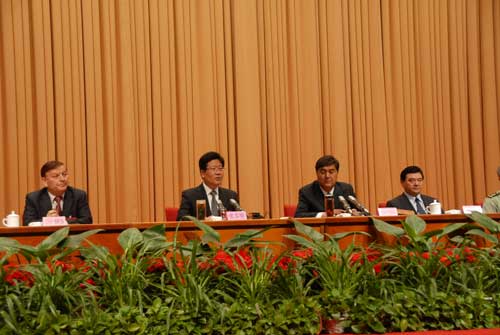 湖南工业大学科技学院召开党支部书记座谈会，部署下半年工作