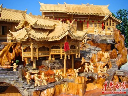 湘西艺术大师受邀文博会