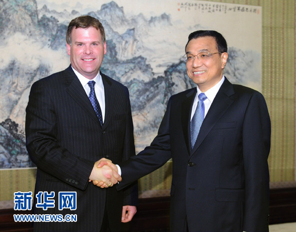 李克强会见加拿大外长