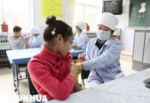 天津：学校开始接种甲型流感疫苗工作