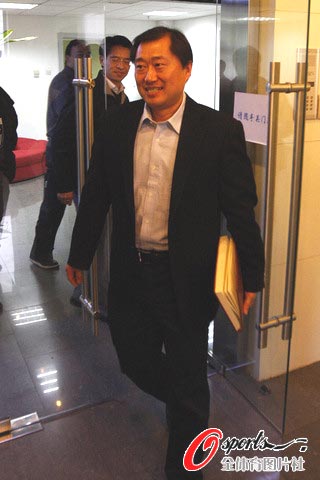 总局正式任命于洪臣入主足协 任副主任接替杨一民