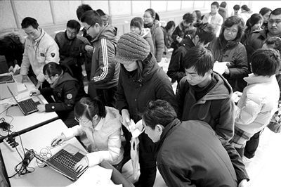 新疆考生首次进京参加中戏艺考(图)