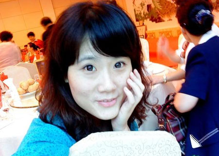 山东新泰称网上所传照片非23岁女副局长本人
