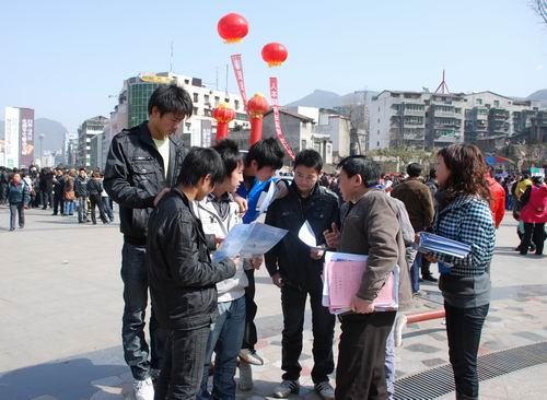 新闻观察:二代农民工入城要反客为主