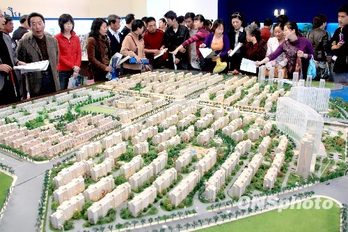 世行预计今年中国GDP增9.5% 房产投资贡献大增