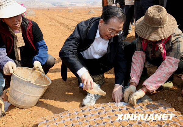 温家宝到云南指导抗旱救灾工作纪实