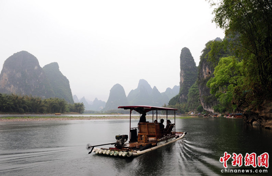广西桂林漓江水位上升 8日恢复全程游览(图)