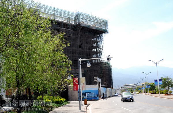 云南大理洱海“填湖”建别墅事件追踪
