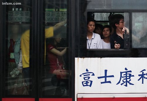 记者潜伏富士康28天揭秘工厂真实生活(组图)