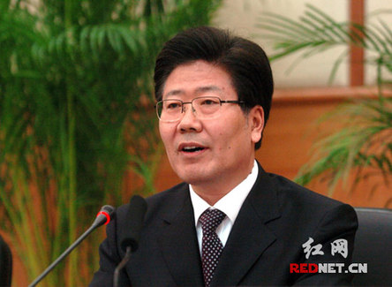 我国部分省级党政一把手调整 绝大多数为“50”后