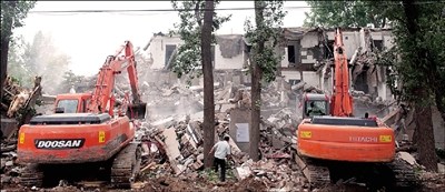 北京拆除蚁族聚居地唐家岭村违章建筑(图)