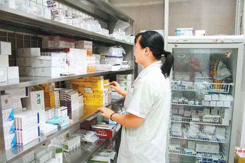 中国药品进入“抢仿时代” 低价背后藏安全隐忧