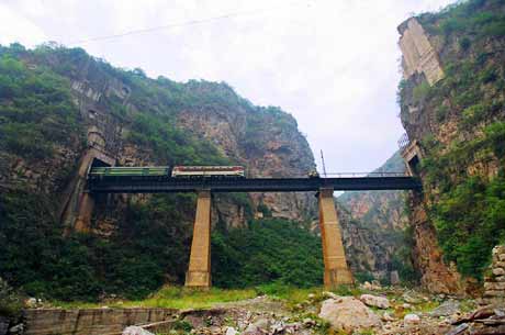 成昆铁路:“神话”在这里延续(图)