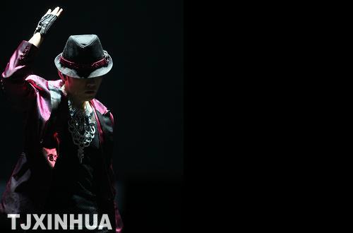 周杰伦“跨时代”巡演天津开唱