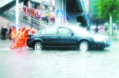 合肥昨拉响暴雨红色警报(图)