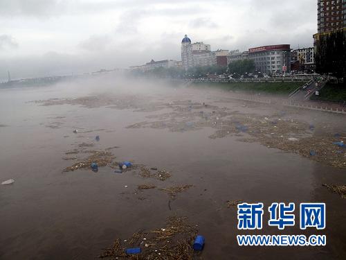 流入松花江的化工物料桶达7000只 黑龙江急应对