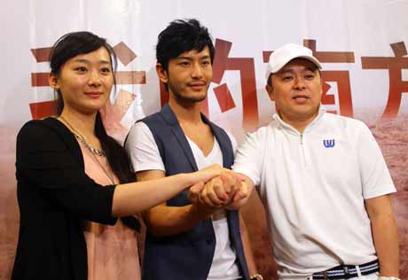 黄晓明录制抗洪救灾公益歌曲《我的南方》