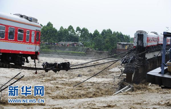K165次旅客已安全转运 宝成铁路运输逐步恢复正常
